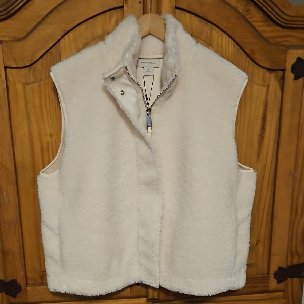Calvin Klein Women's Off-White Fleece Vest